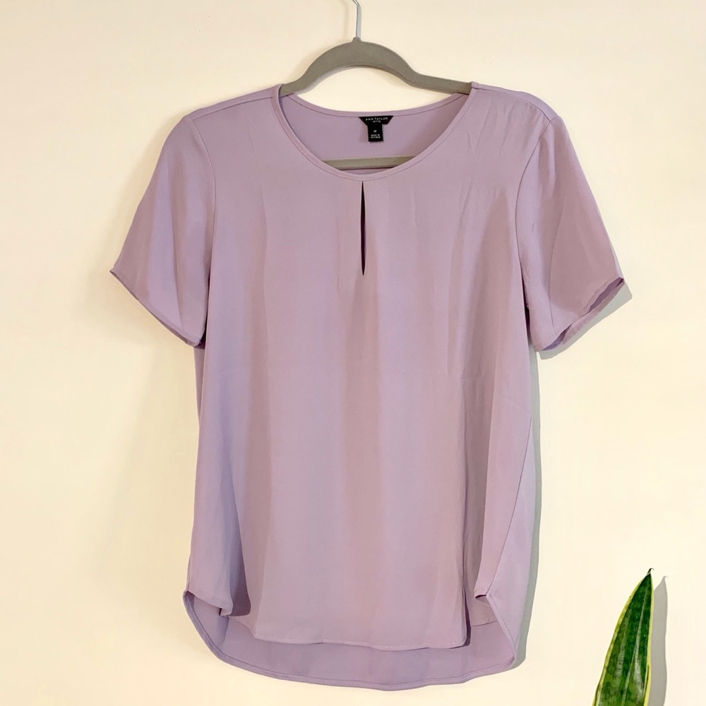 Ann Taylor | lavender short sleeve top, size SP